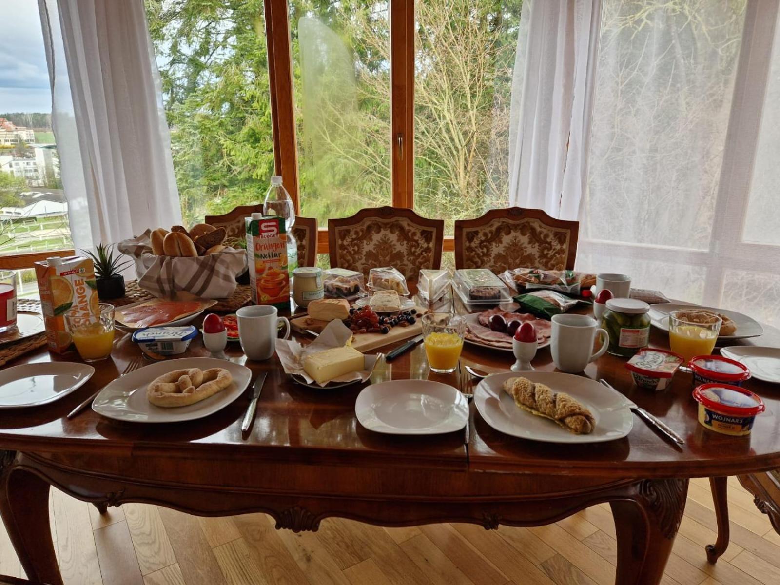 Pannonia Apartment *
